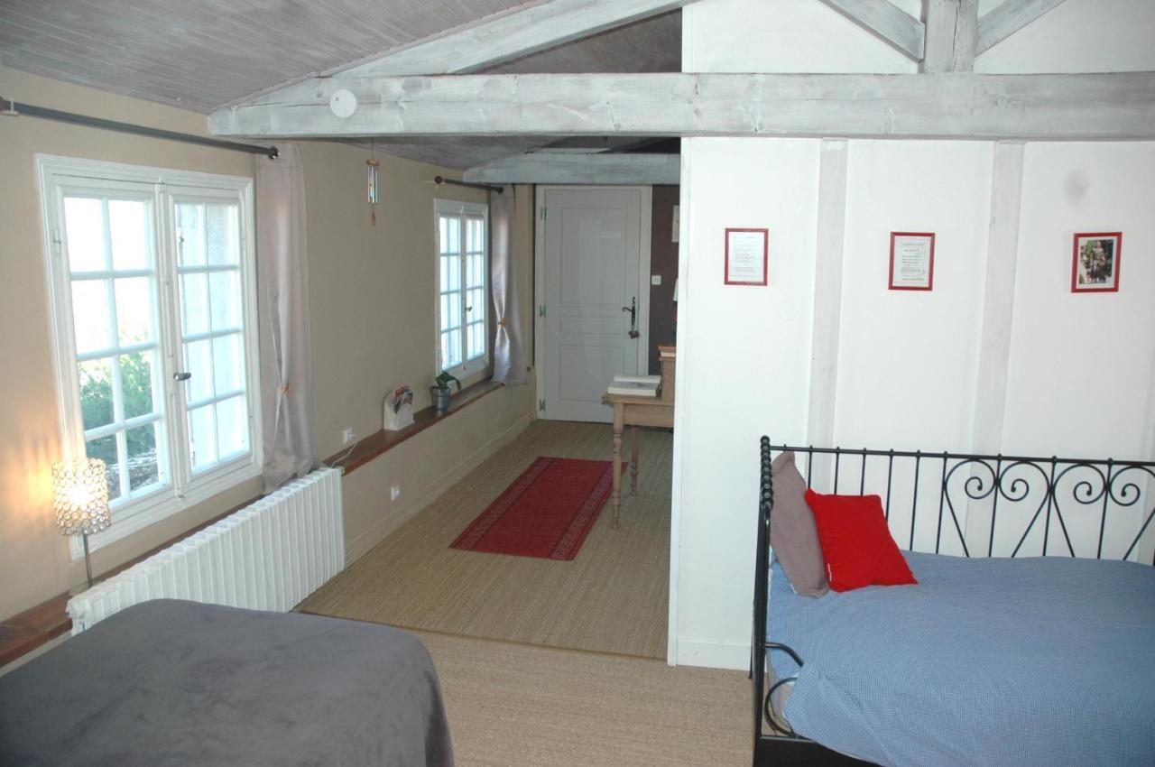 Domaine De La Queyssie Bed & Breakfast Saussignac Eksteriør bilde