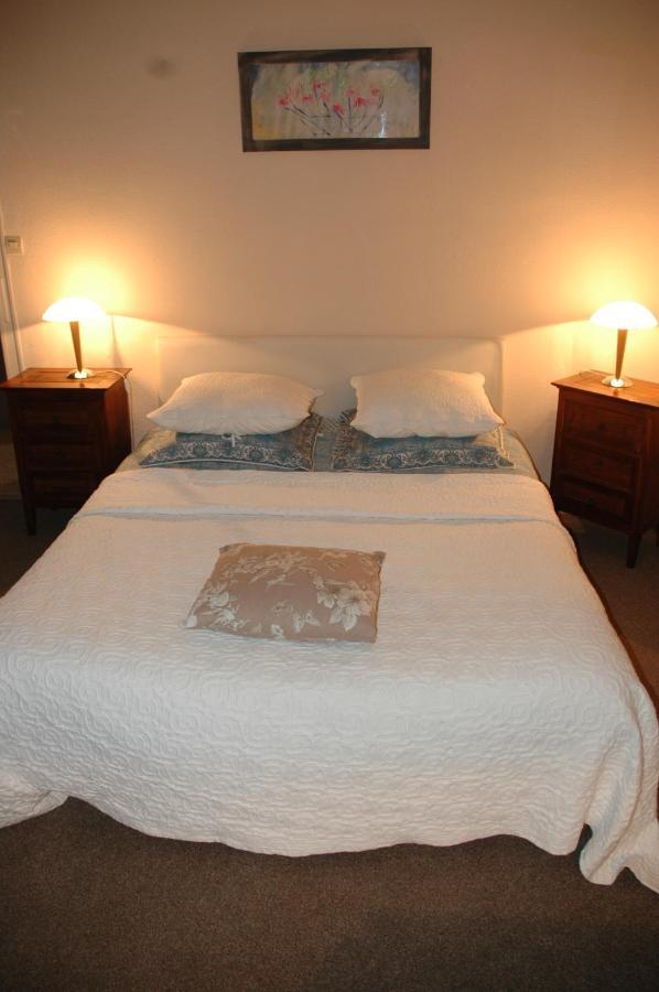 Domaine De La Queyssie Bed & Breakfast Saussignac Eksteriør bilde