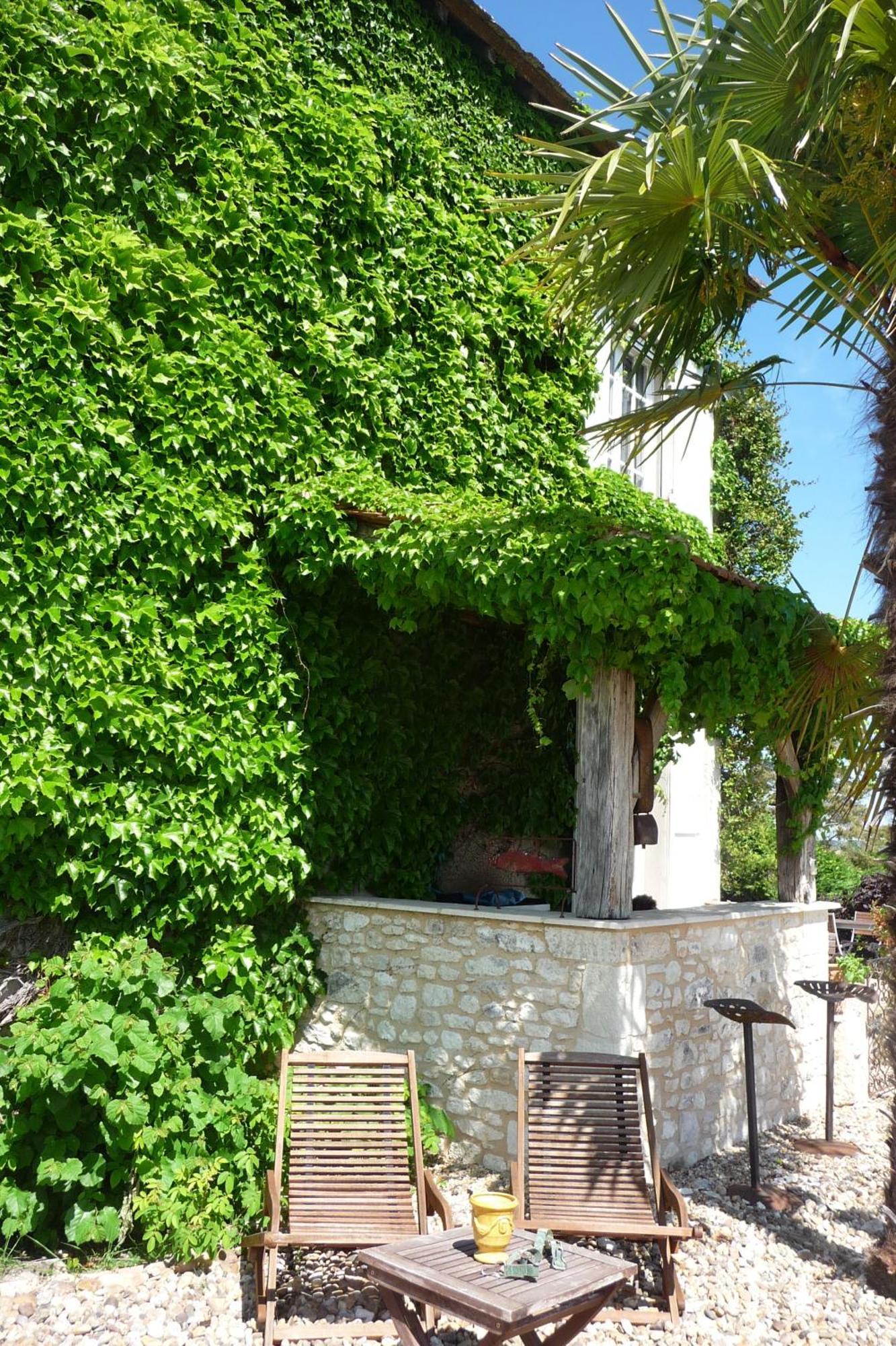 Domaine De La Queyssie Bed & Breakfast Saussignac Eksteriør bilde