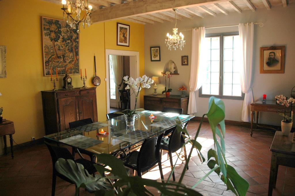 Domaine De La Queyssie Bed & Breakfast Saussignac Eksteriør bilde